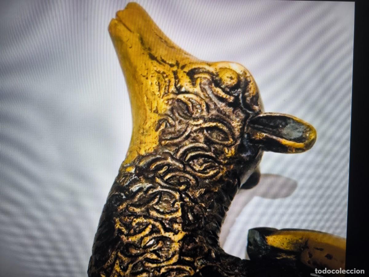 Arte: Pareja de ciervos de Bronce. - Foto 6