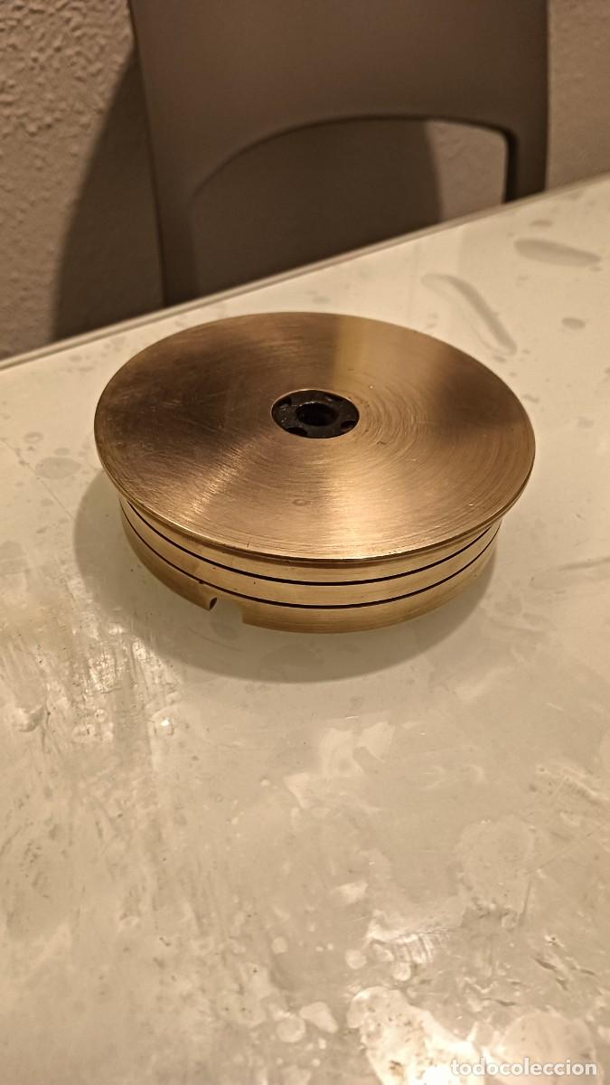 Arte: Pieza de bronce convertido en cenicero - Foto 2