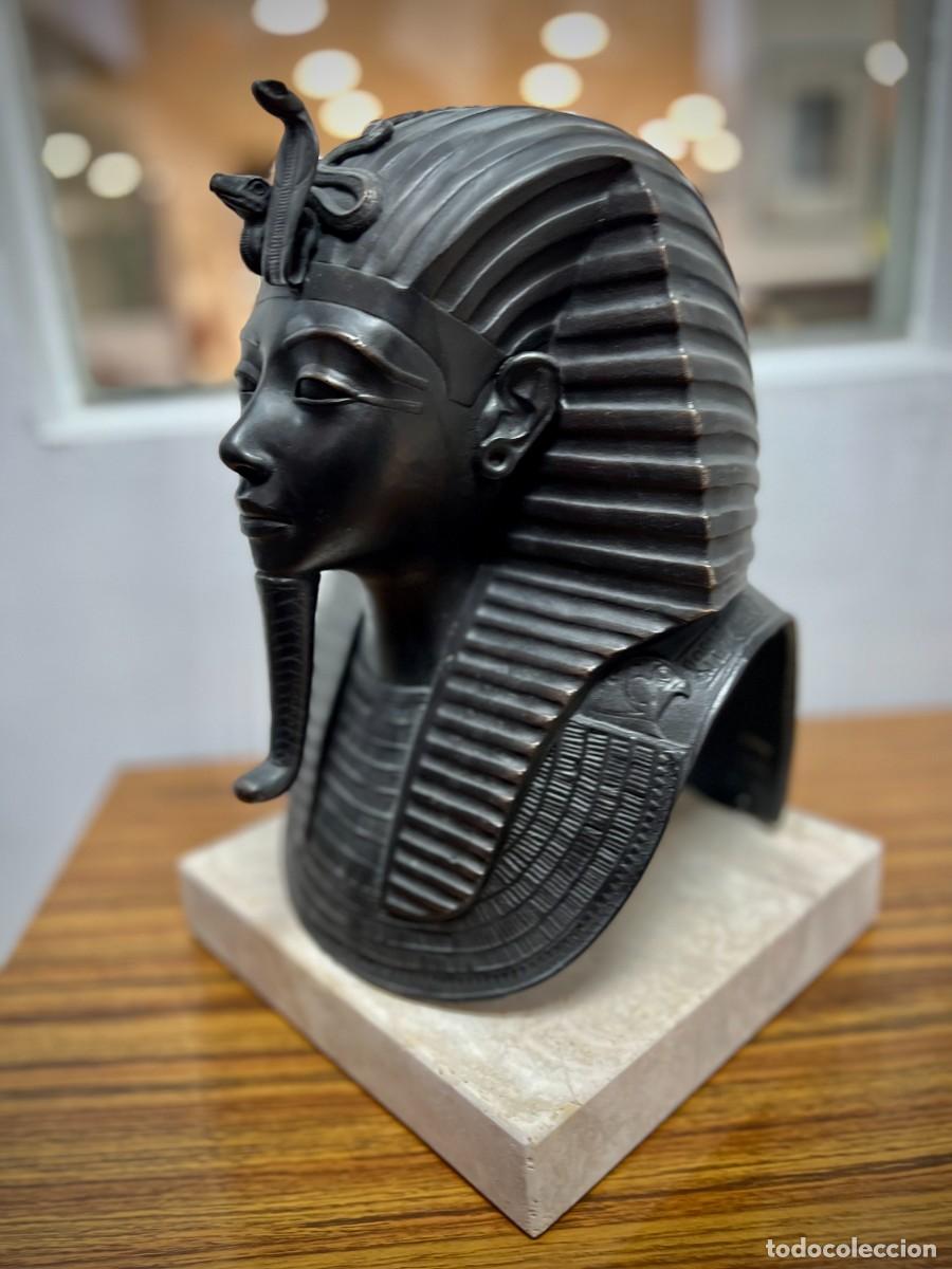 Arte: Escultura de bronce de Tutankham&oacute;n. - Foto 11