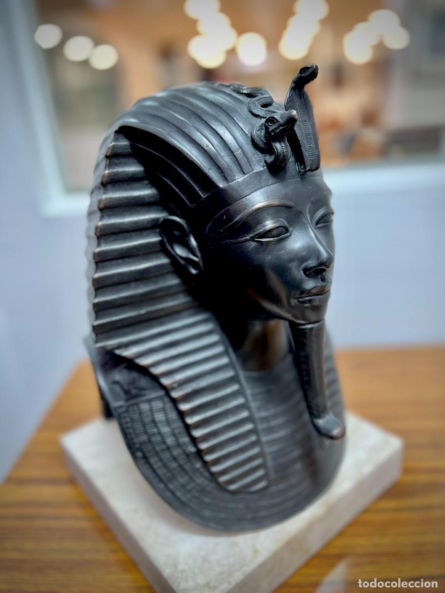 Arte: Escultura de bronce de Tutankham&oacute;n. - Foto 13