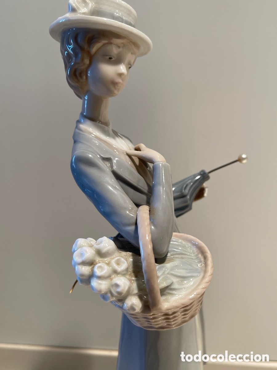 Arte: Dama con paraguas Lladro - Foto 4