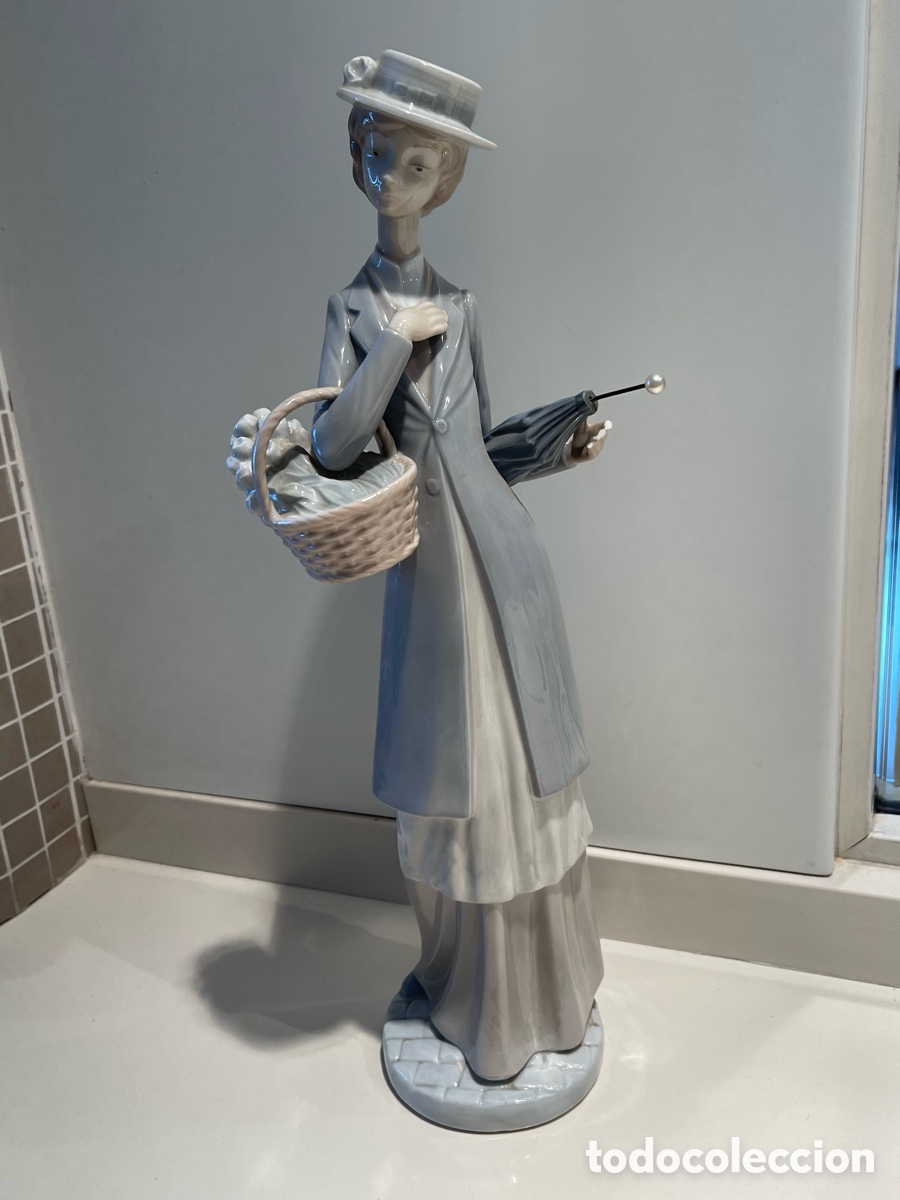 Arte: Dama con paraguas Lladro - Foto 9