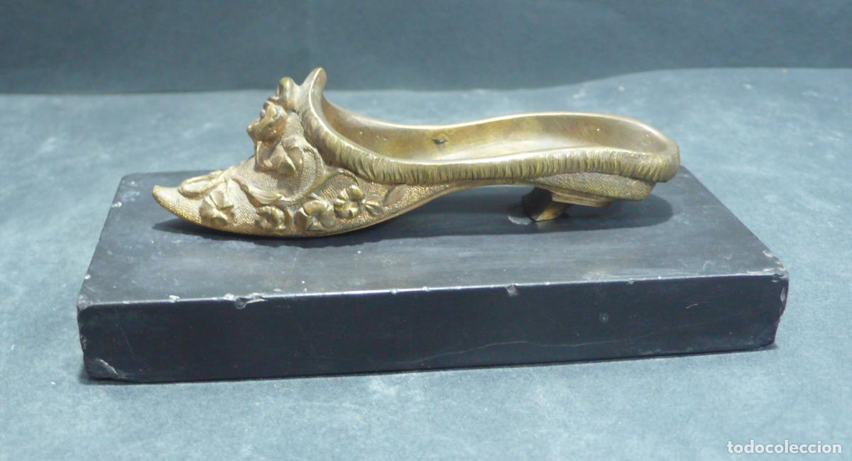Arte: PEQUE&Ntilde;O ZAPATO EN BRONCE - Foto 2