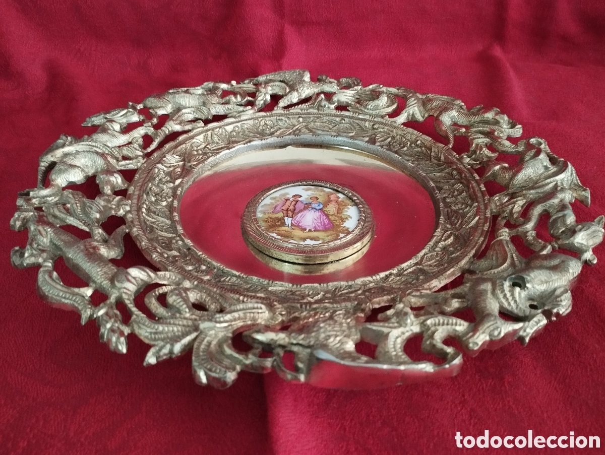 Arte: Excelente Plato de Bronce. - Foto 8