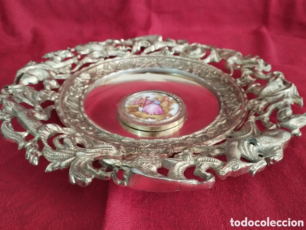 Arte: Excelente Plato de Bronce. - Foto 10