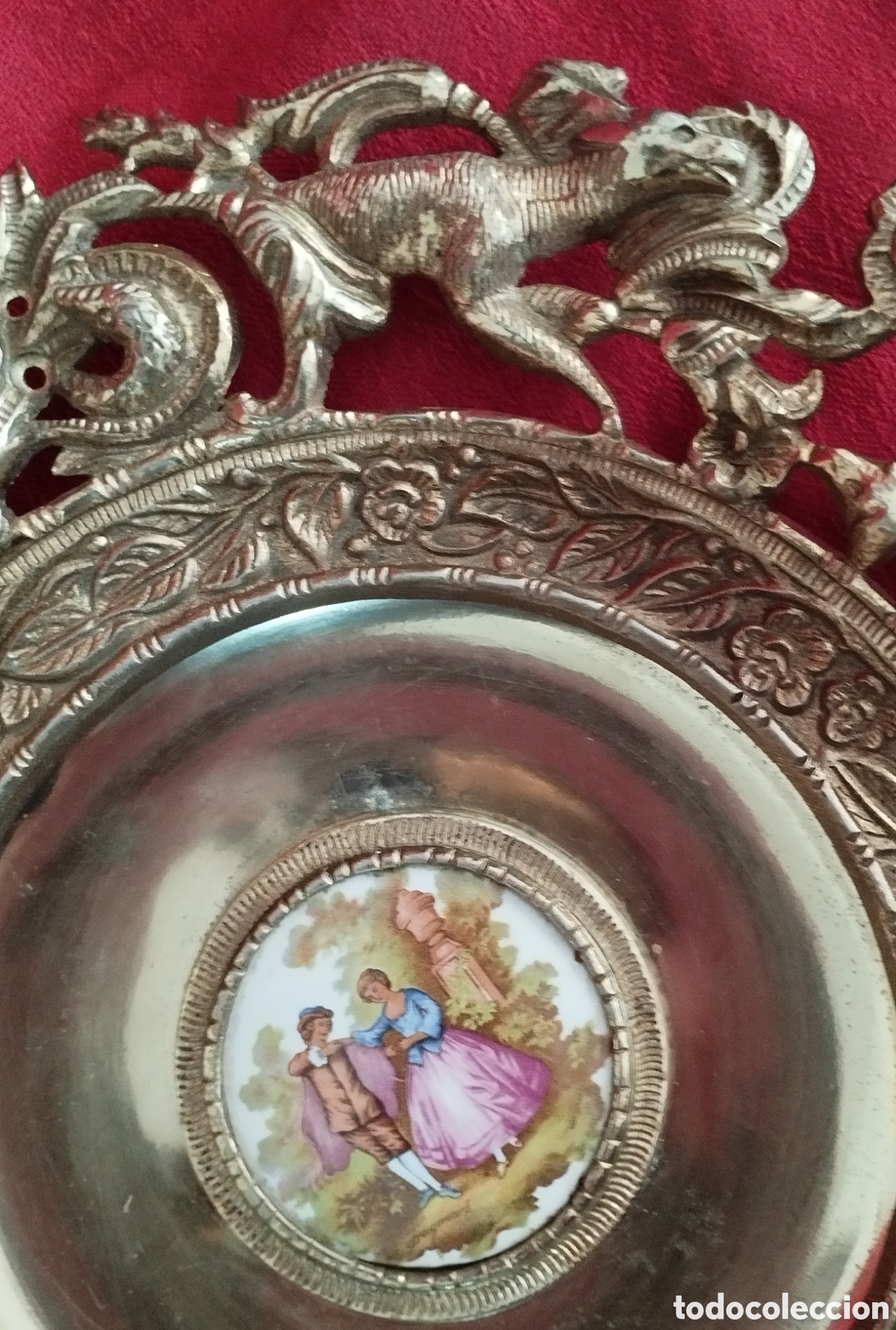 Arte: Excelente Plato de Bronce. - Foto 11