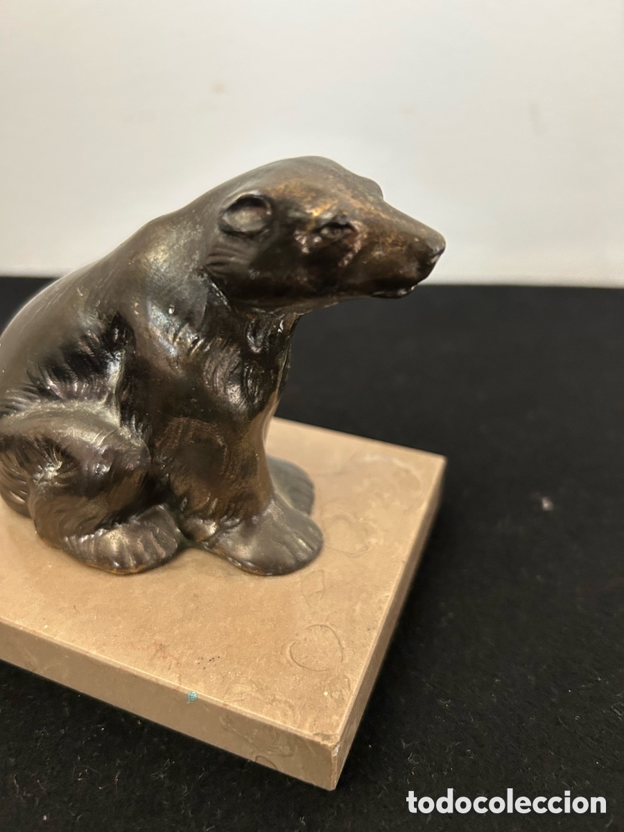 Arte: Oso sentado de bronce - Foto 3
