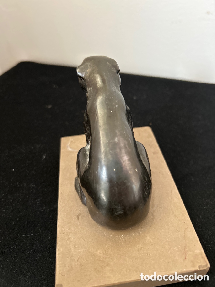 Arte: Oso sentado de bronce - Foto 4