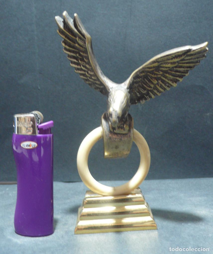 Arte: PEQUE&Ntilde;A AGUILA EN BRONCE - Foto 1
