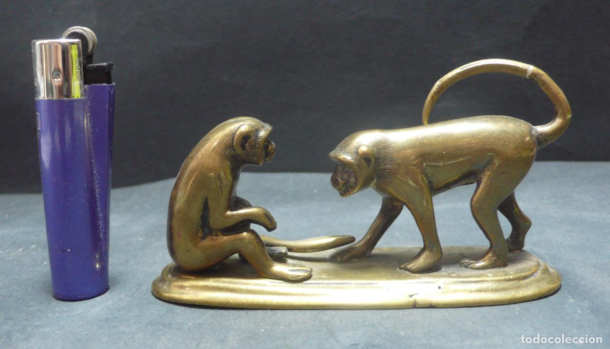 Arte: PEQUE&Ntilde;O BRONCE DE DOS MONOS - Foto 1