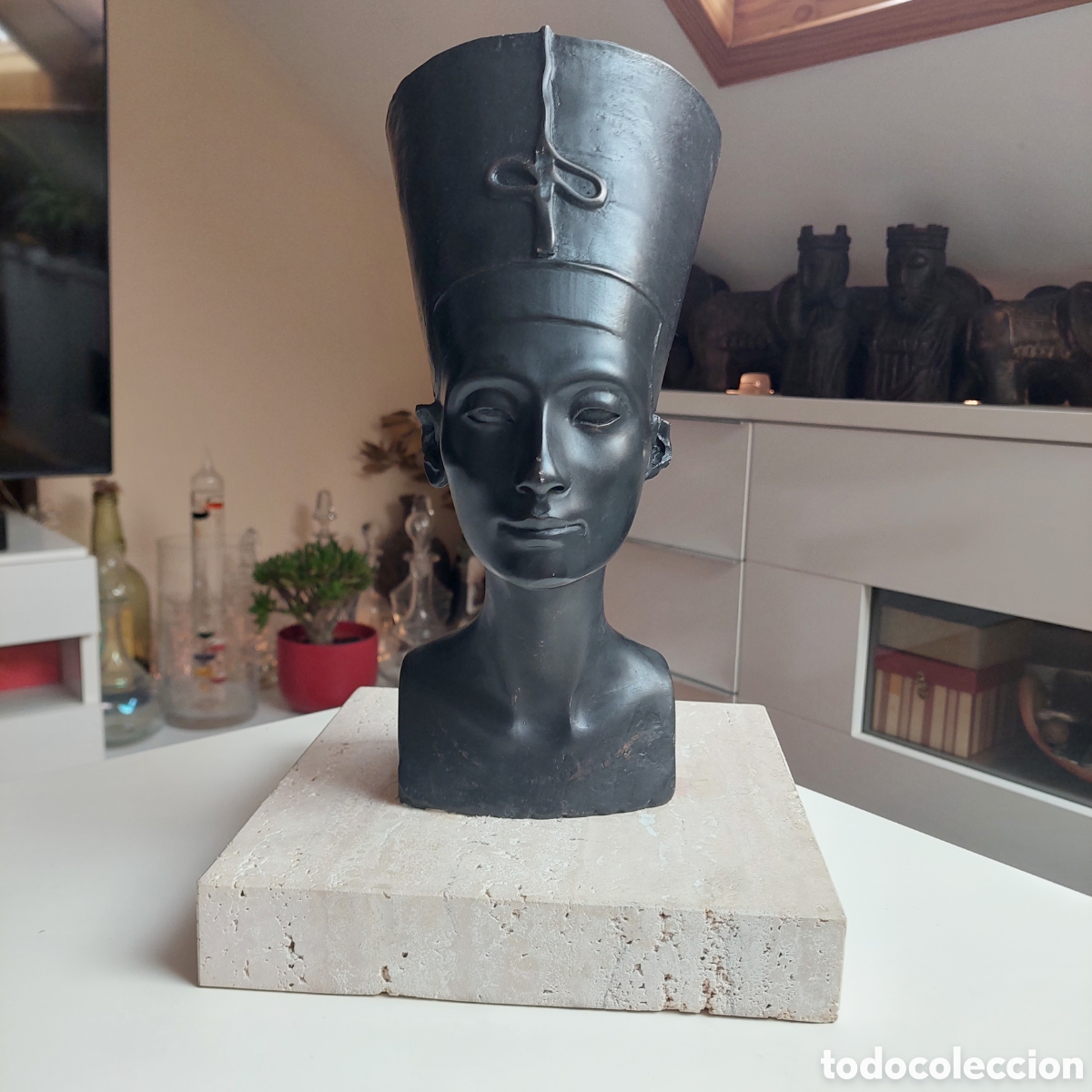 Arte: Busto de Nefertitis Bronce. - Foto 1