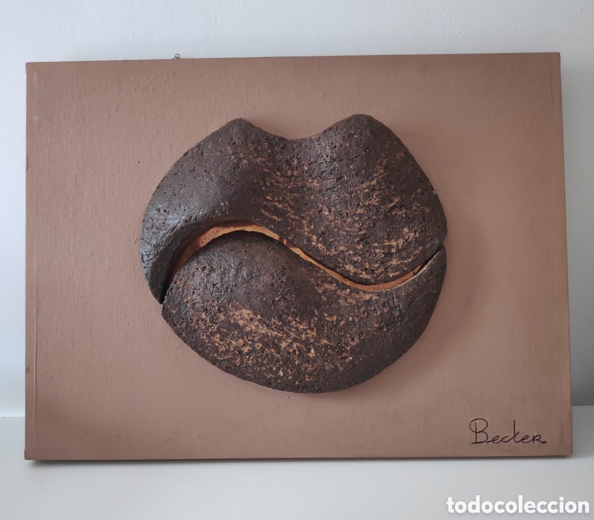 Arte: antigua escultura enmarcada firmada becker