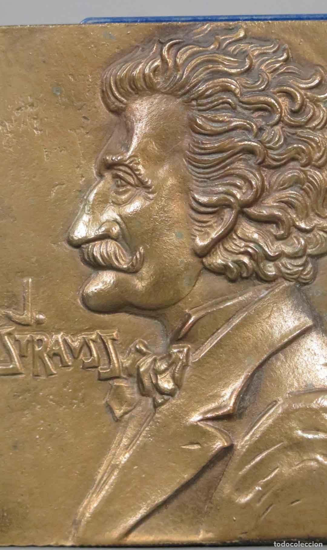 Arte: PLACA. COMPOSITOR STRAUSS. BRONCE. HACIA 1900 - Foto 2