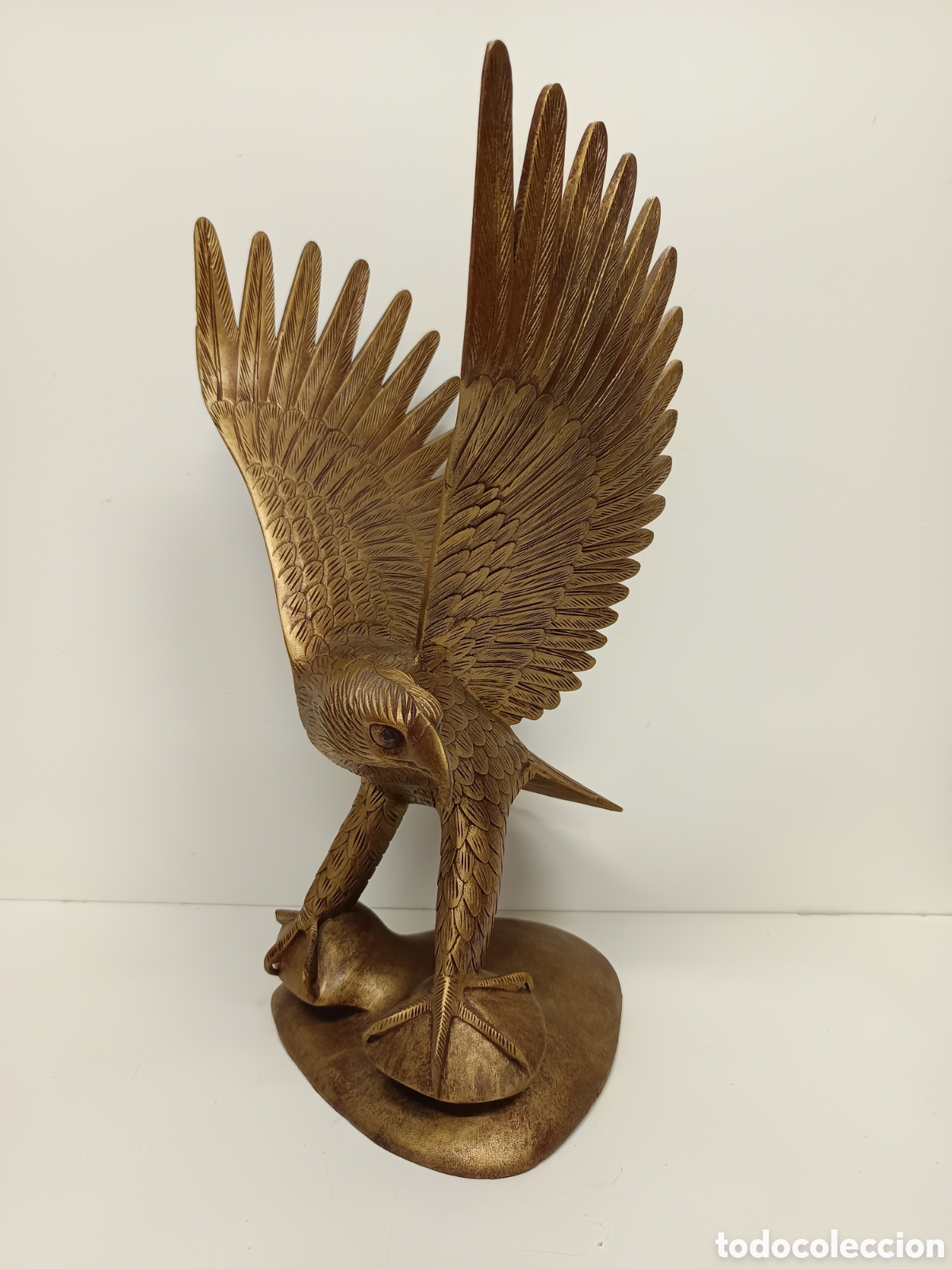 Arte: Gran &aacute;guila tallada en madera - Foto 3