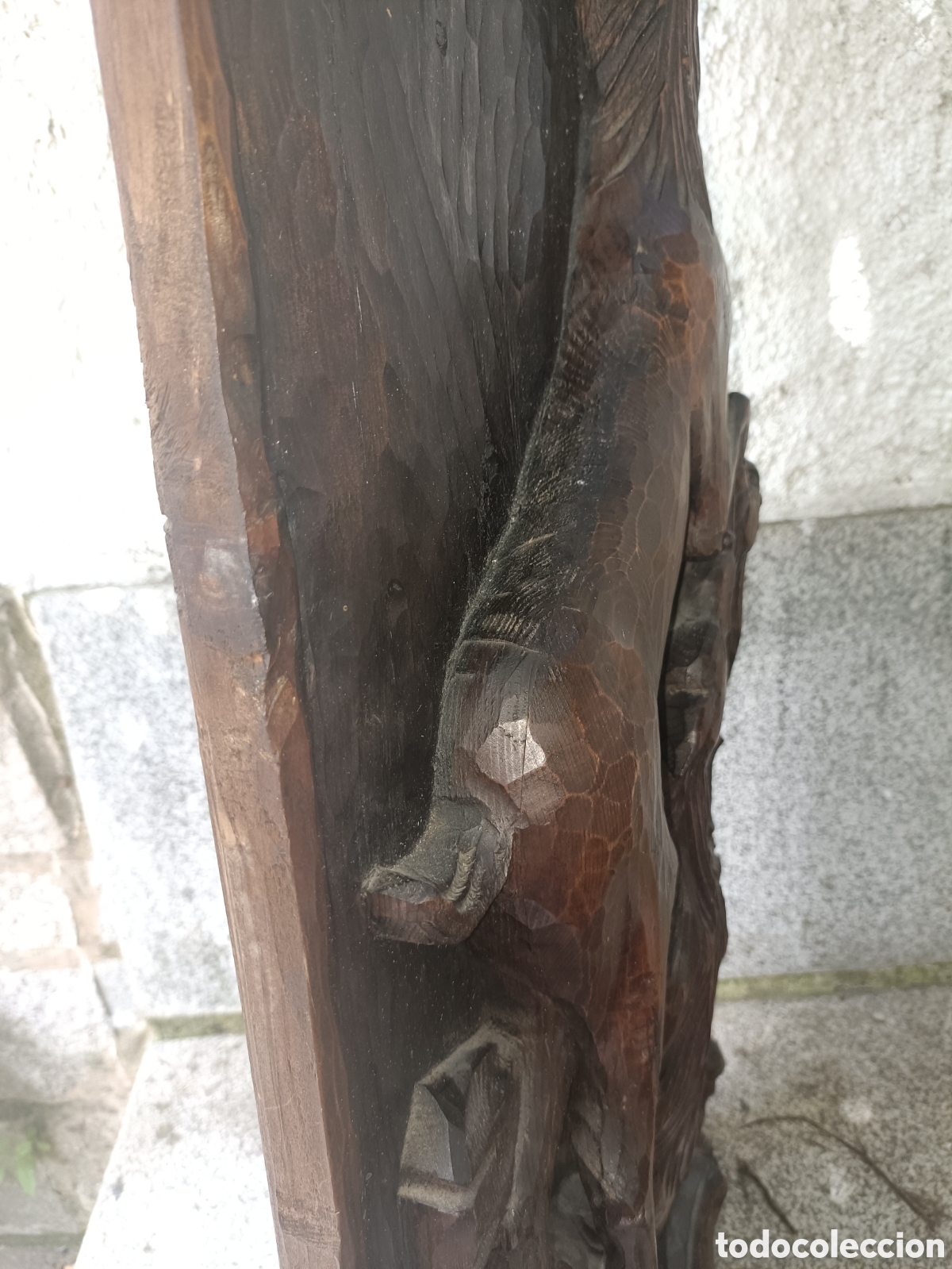 Arte: Madera tallada, ciervo con lobos - Foto 4