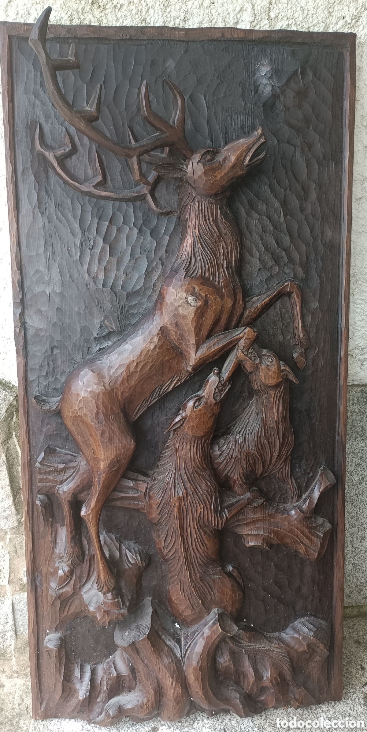 Arte: Madera tallada, ciervo con lobos - Foto 7