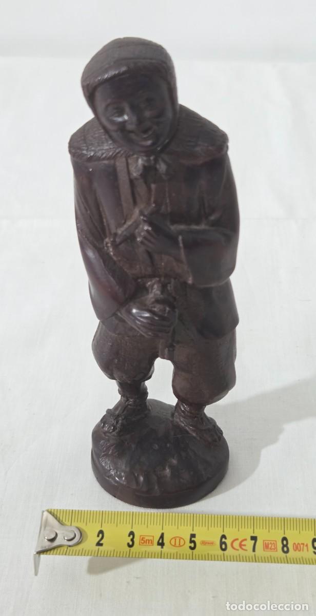 Arte: Figura de madera tallada, sonriente - Foto 10