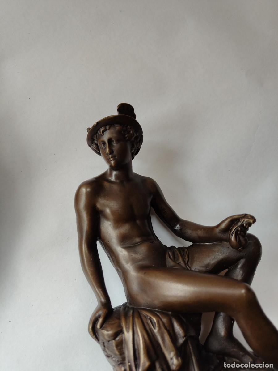 Arte: Hermes sentado, bronce. - Foto 3