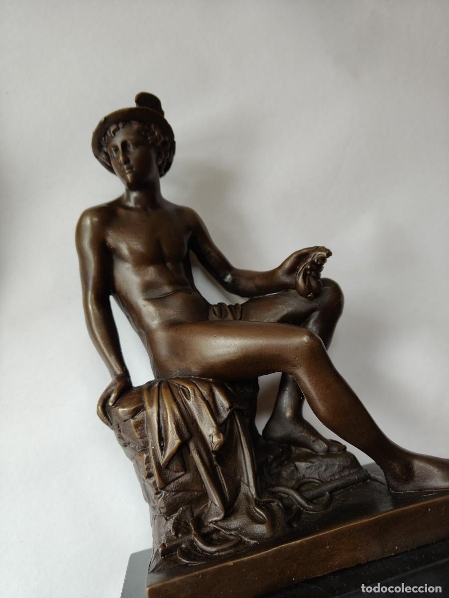 Arte: Hermes sentado, bronce. - Foto 4