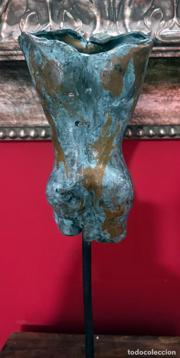 Arte: Torso masculino bronce - Foto 2