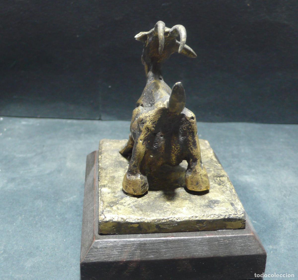 Arte: PEQUE&Ntilde;A CABRA EN BRONCE - Foto 3
