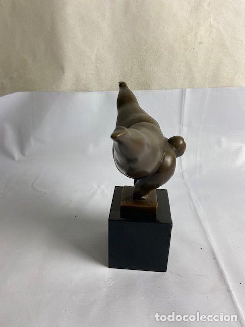 Arte: Escultura en bronce Acr&oacute;bata - Foto 2