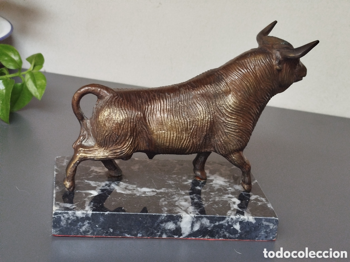 Arte: Figura toro de bronce - Foto 2