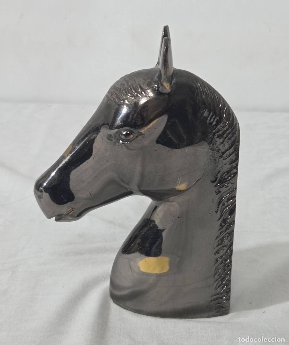 Arte: Cabeza de caballo en bronce - Foto 4