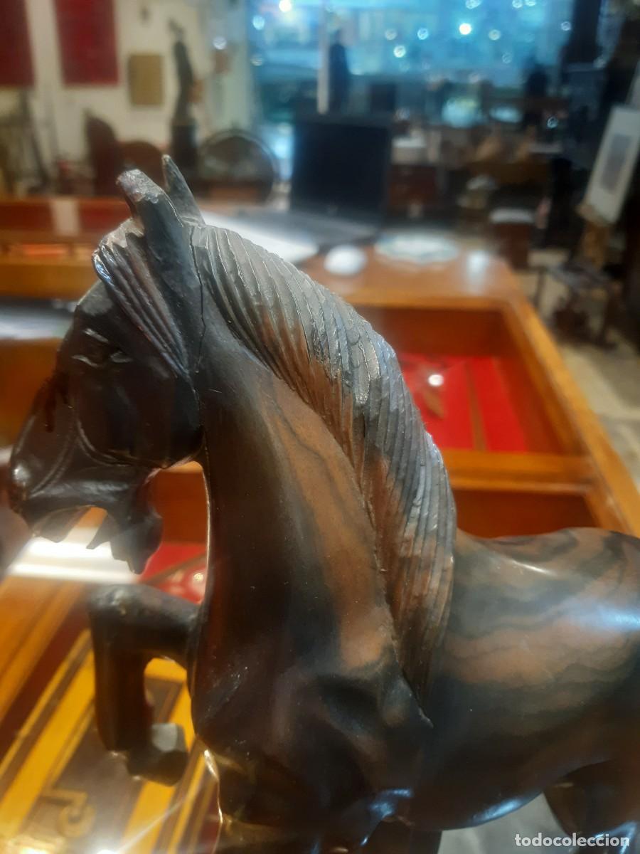 Arte: CABALLO DE MADERA DE PALISANDRO - Foto 3