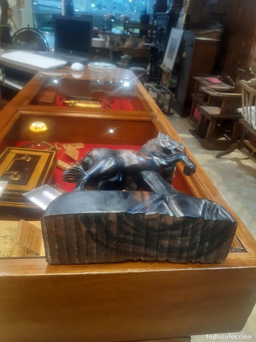 Arte: CABALLO DE MADERA DE PALISANDRO - Foto 4