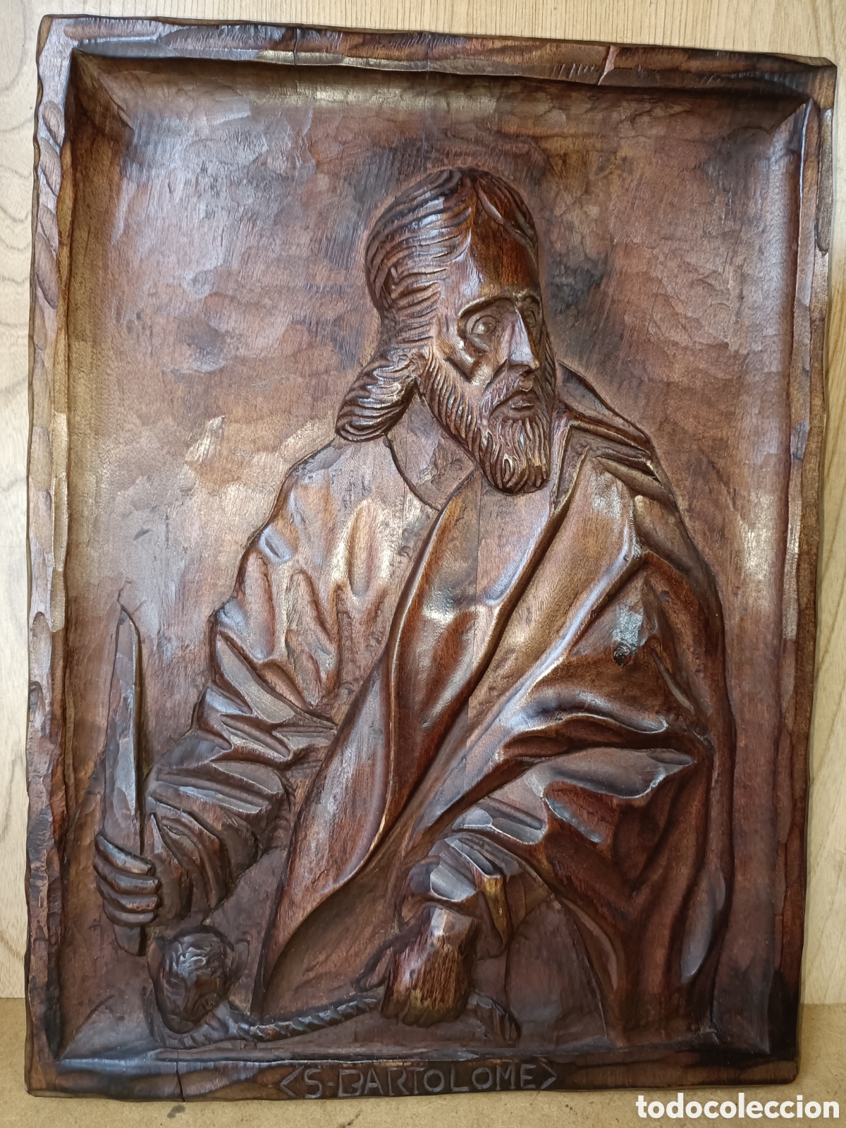 Arte: San Bartolom&eacute;, madera tallada. - Foto 1