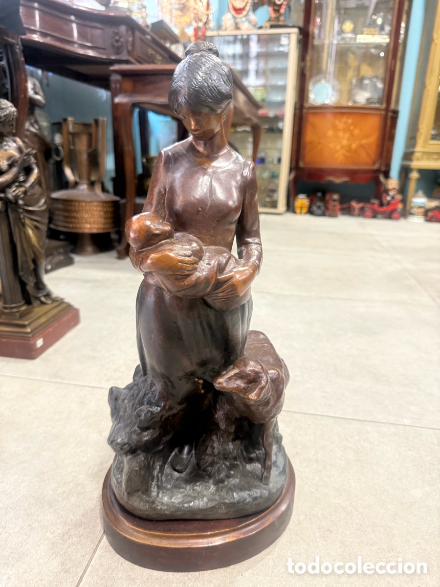Arte: Bronce mujer con oveja y cordero - Foto 1