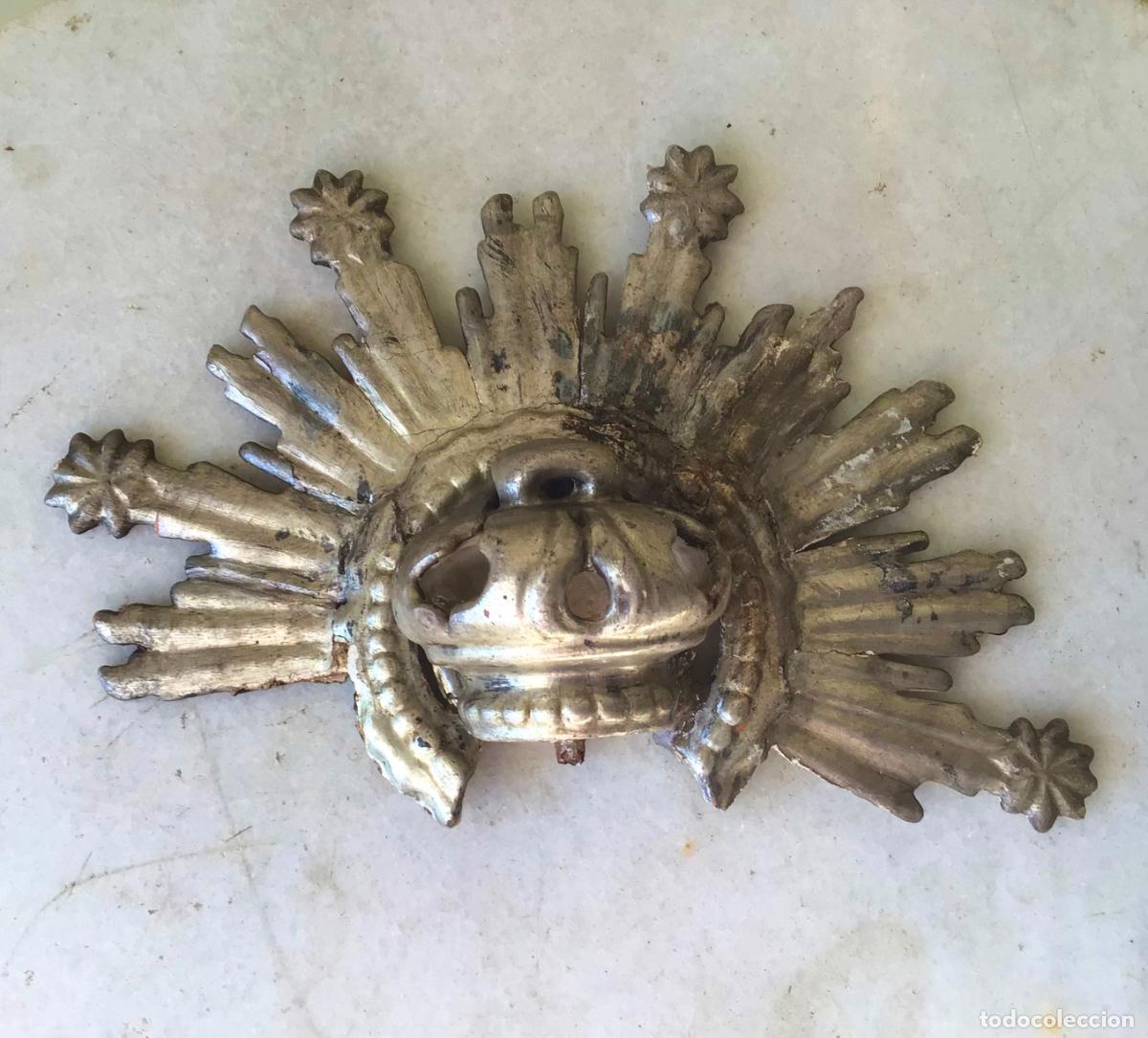 Arte: ANTIGUA CORONA CON AUREOLA , MADERA TALLADA SIGLO 18