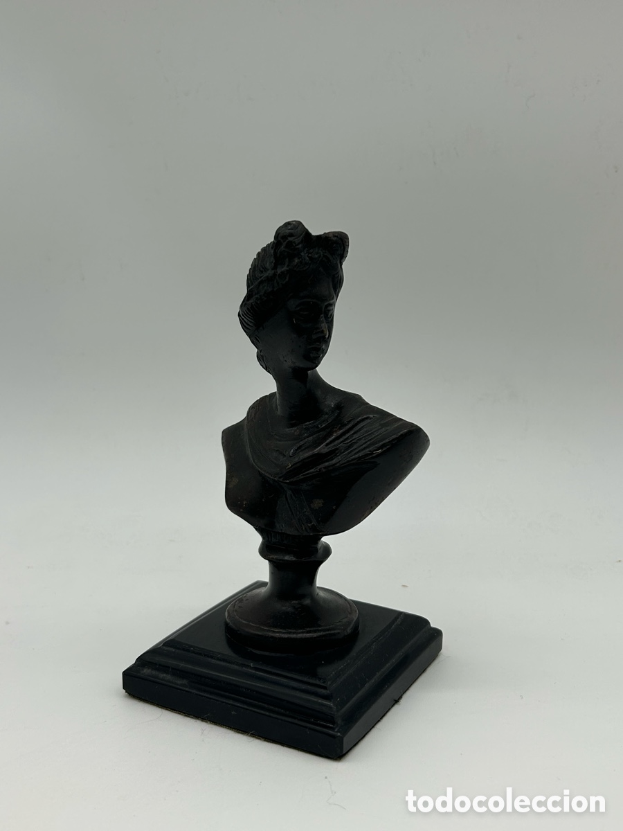 Arte: Busto de mujer estilo griego. Representada de perfil - Foto 4