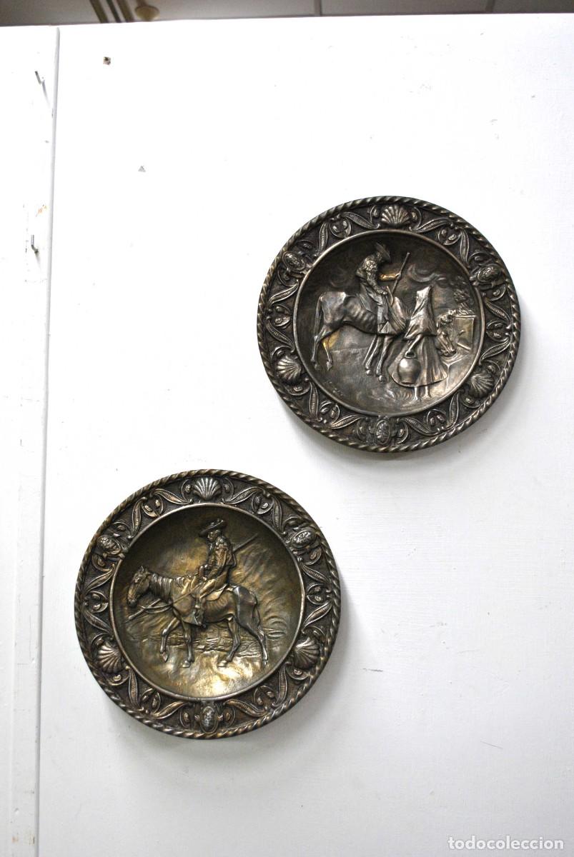 Arte: PAREJA DE PLATOS DE BRONCE MACIZO - Foto 1