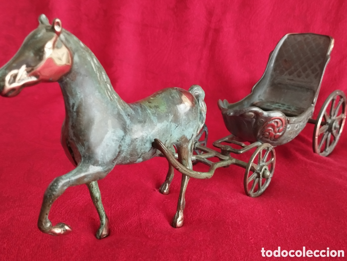 Arte: Caballo y Carruaje Bronce. - Foto 1