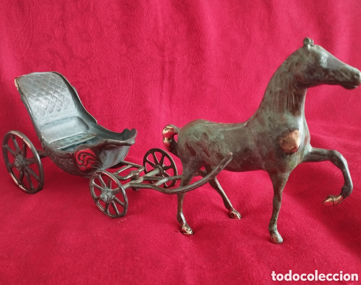 Arte: Caballo y Carruaje Bronce. - Foto 4