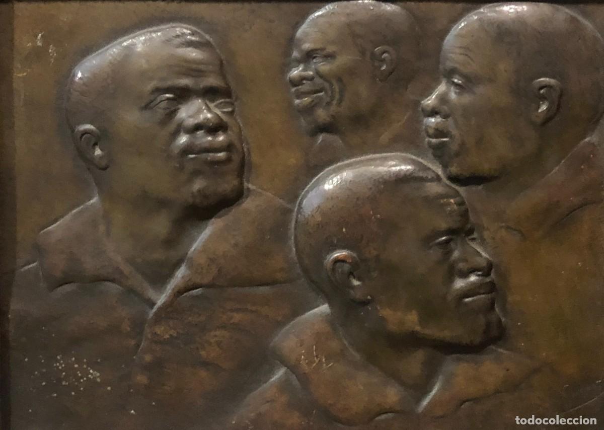 Arte: INTERESANTE RELIEVE EN BRONCE - Foto 1