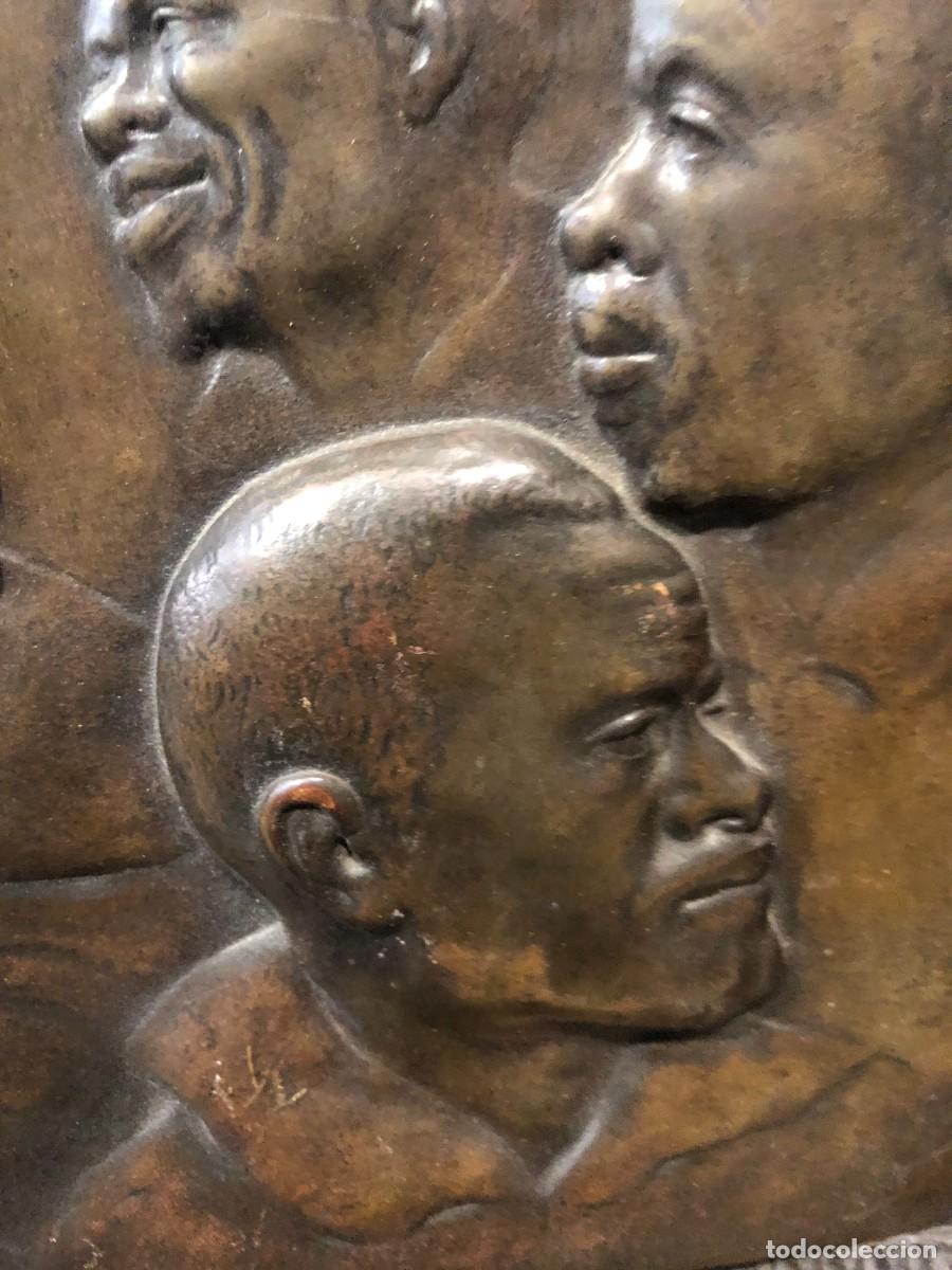 Arte: INTERESANTE RELIEVE EN BRONCE - Foto 5