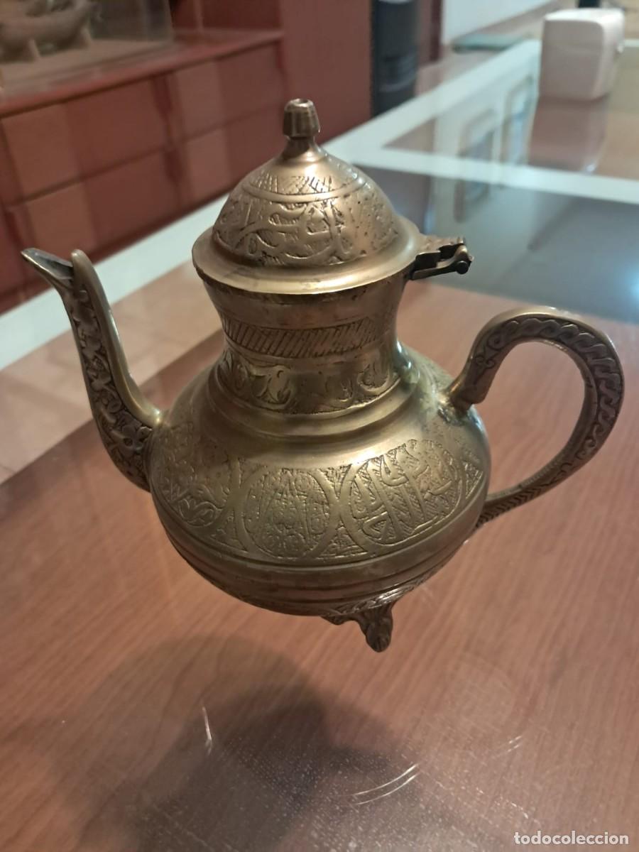 Arte: Tetera de bronce de Otriente medio - Foto 2