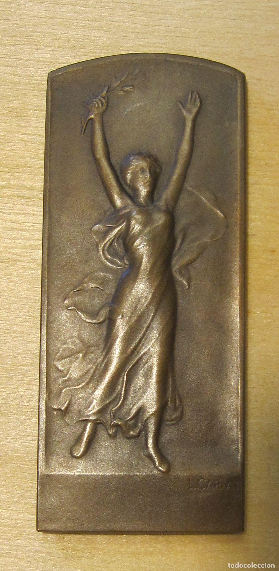 Arte: LUCIEN JEAN HENRI CARIAT (1874-1925). VICTOIRE SUR L'ALLEMAGNE, 1918. BRONCE. PLACA O MEDALLA 8X3,5C