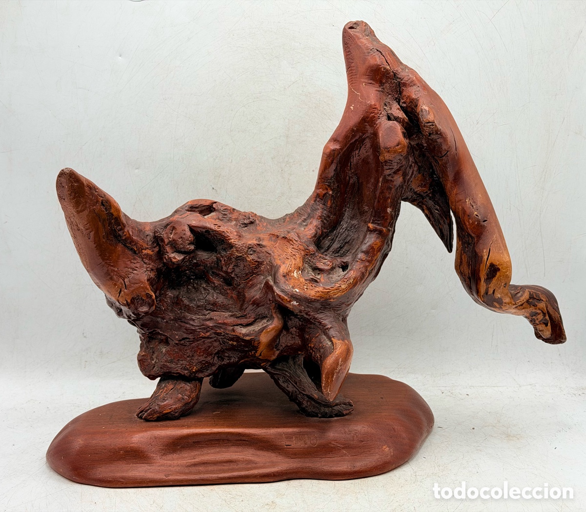Art: Curiosa Escultura de Madera Natural Demogorgon o Dinosaurio