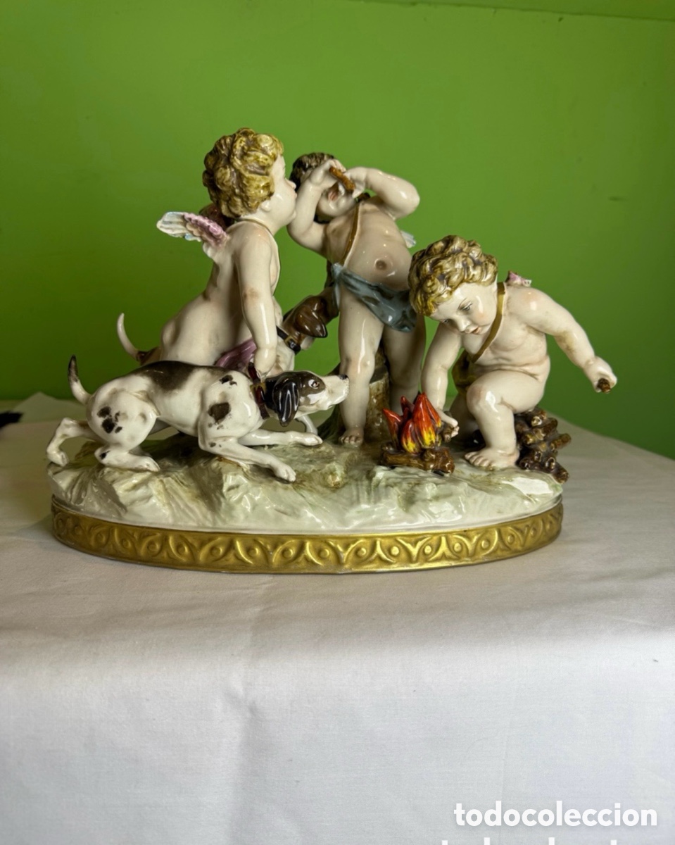 Arte: Escena de caza con querubines y perro &ndash; Porcelana Salvador Mallol &ndash; Mediados S. XX