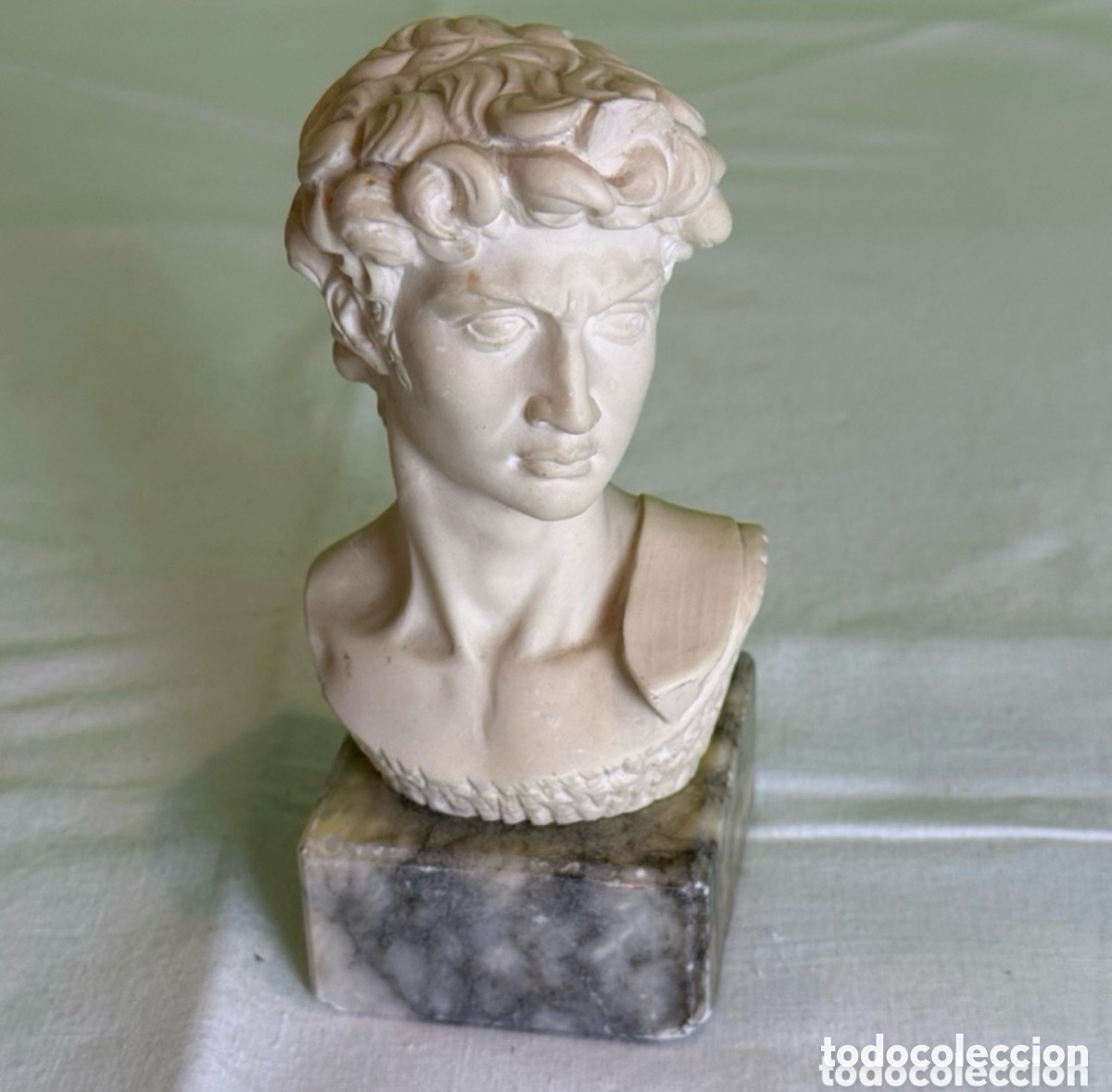 Art: Busto Cl&aacute;sico David de Miguel &Aacute;ngel sobre Peana de M&aacute;rmol - Escultura Decorativa