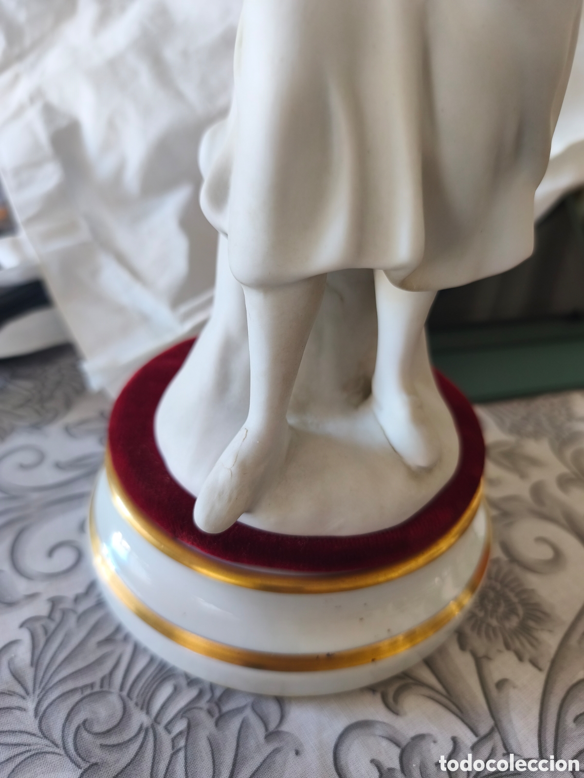 Arte: Figura en porcelana biscuit - Foto 1