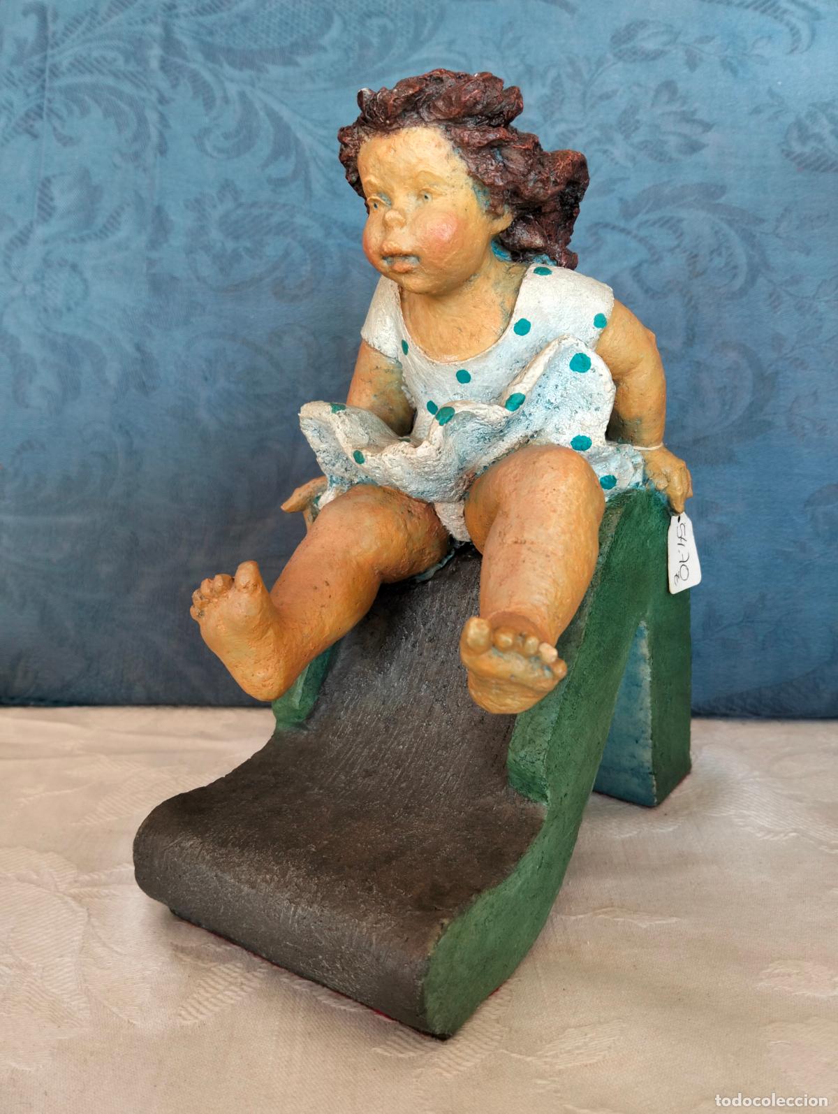 Arte: Figura escultura decorativa vintage Cristiani obras con distinci&oacute;n ni&ntilde;a tobog&aacute;n Catalonia resina