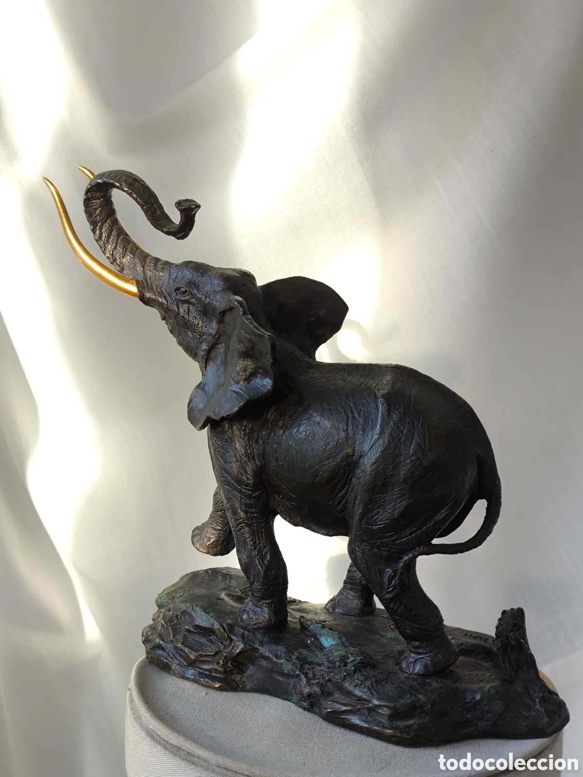 Arte: Escultura de Elefante Bronce d1991 &ldquo;Gigante del Serengeti&rdquo; , Franklin Mint.