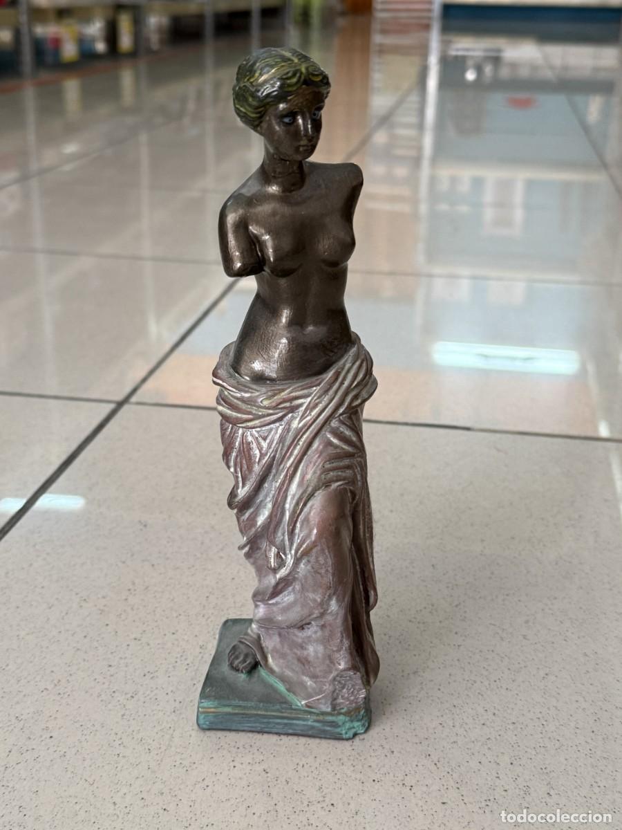 Arte: Venus de pies de marmolina - Foto 1