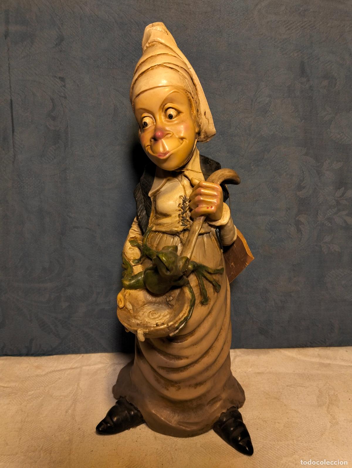 Kunst: Figura escultura vintage de resina bruja bruxa con sapo enfeiti&ccedil;ad d'almeida