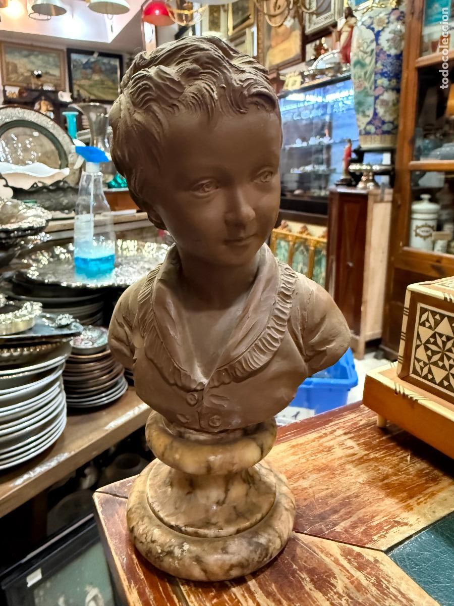 Arte: PRECIOSO BUSTO DE TERRACOTA EPOCA MODERNISTA CON BASE DE MARMOL - MEDIDA TOTAL 22 CM
